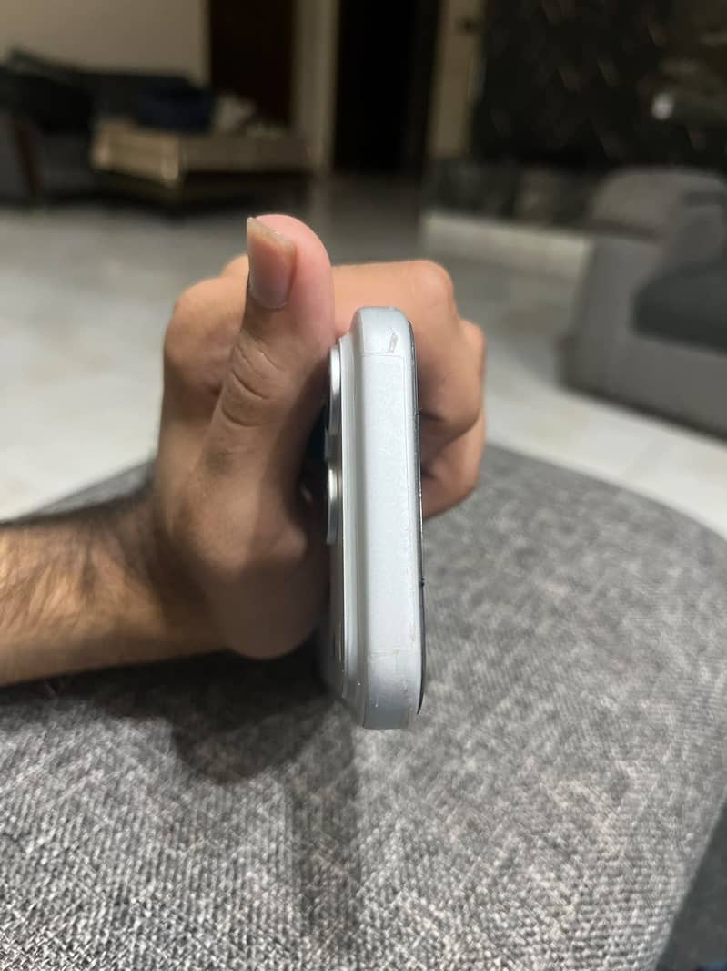 Apple Iphone 17 pro Phy+ E sim both sim non active  Full Sim time 6