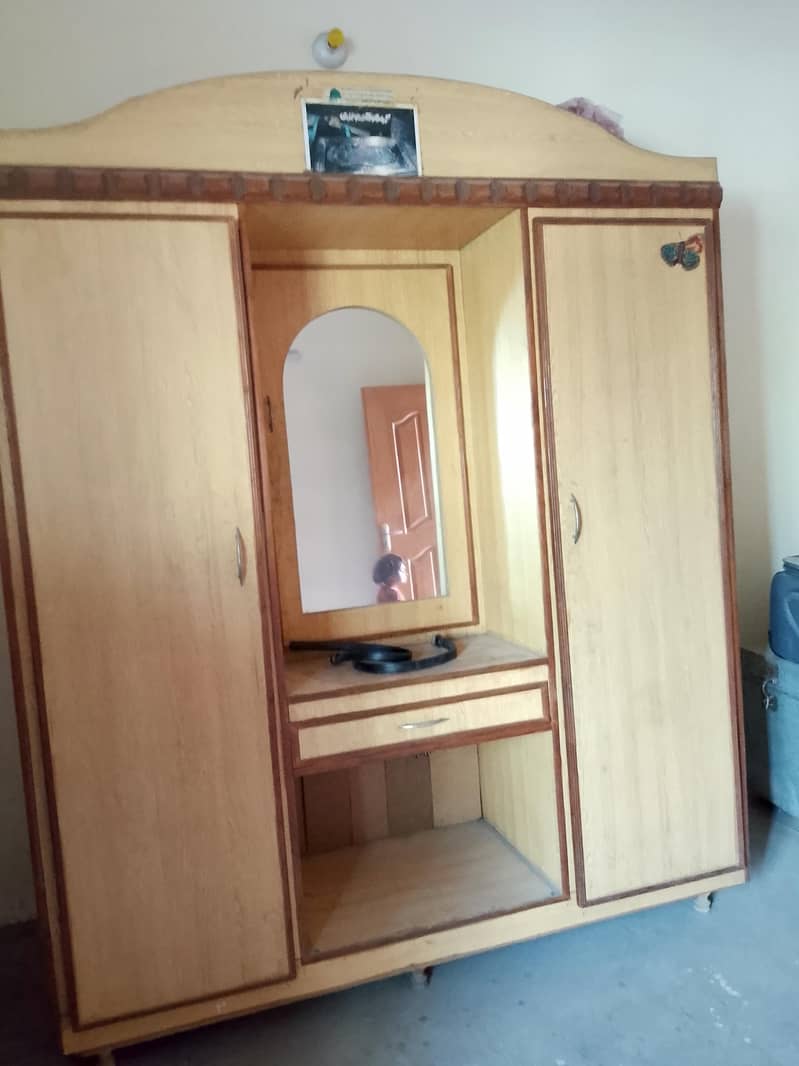 wardrobe for clothes 4