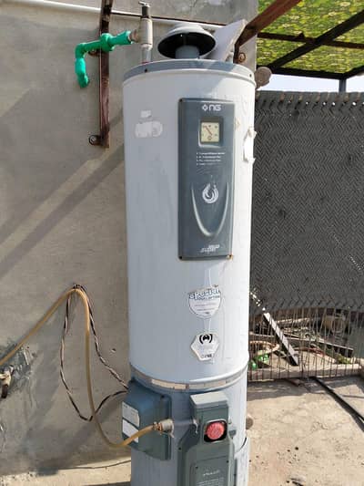 gyser available for sale big size gas and electric boths dual option