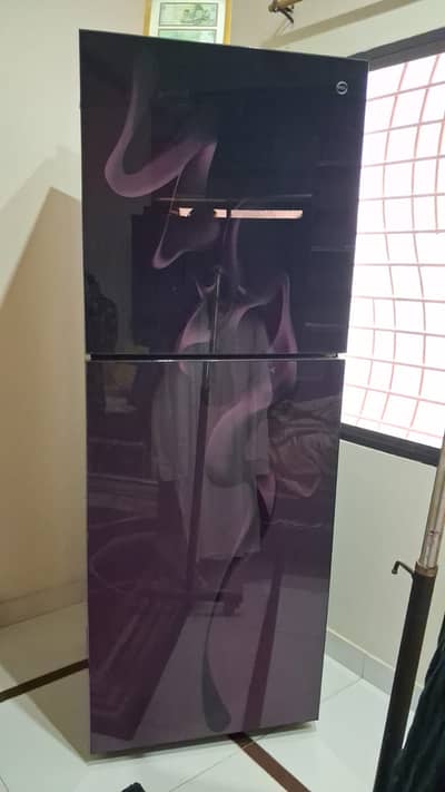 refrigenator /for urgent sale/slightky used