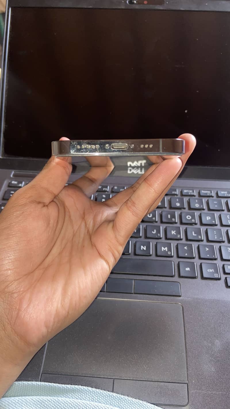 Apple iPhone 12 Pro 4
