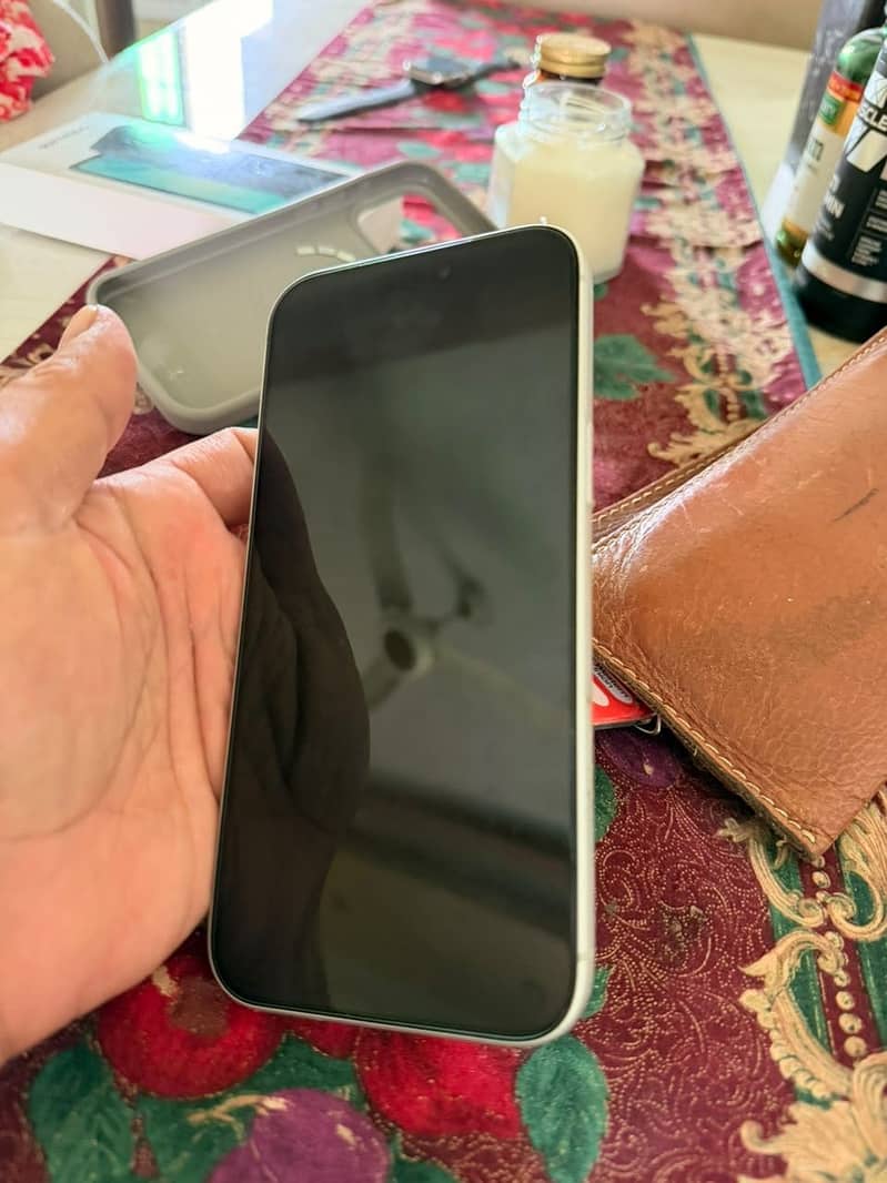 Apple iPhone 17 Pro Max 2