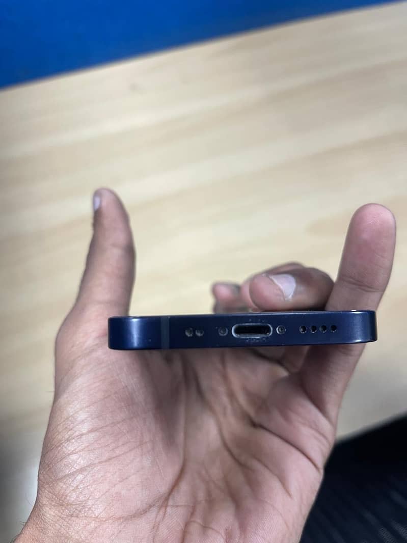Apple iPhone 12 mini 5