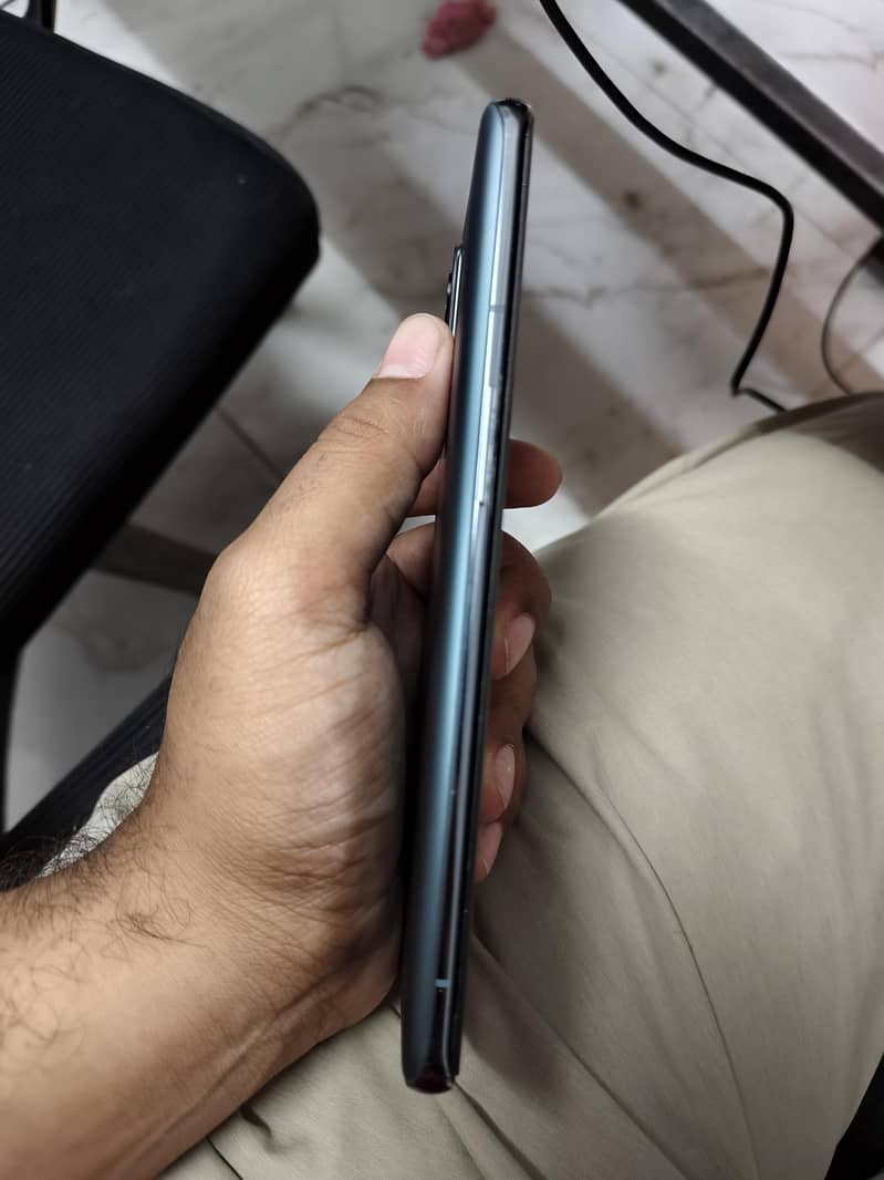 One Plus 9 Pro 4