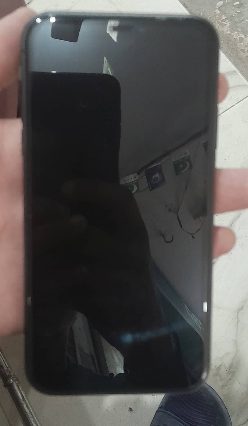 Apple iPhone 11 1