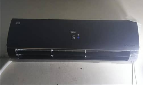 Ac Haier 1.5 ton T3 Technology for Sale Slightly Used