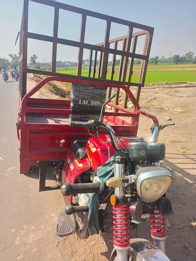 Loader rikshaw Lal din