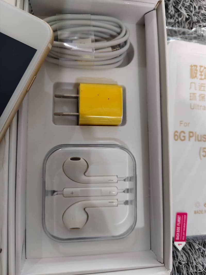 Apple iPhone 6S Plus 4
