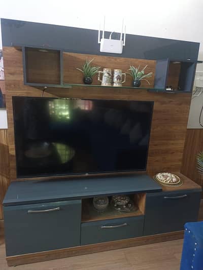 Modern LED Shelf / TV unit