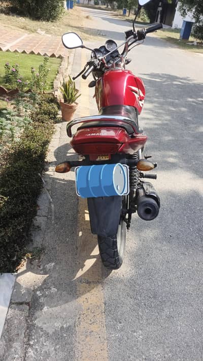 I am Selling my Yamaha YBR 125G (PRISTINE RED COLOUR) . Mint Condition