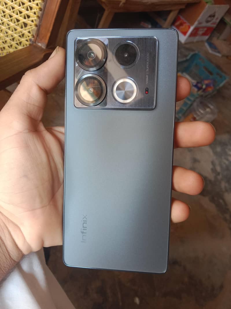 Infinix Note 40 12