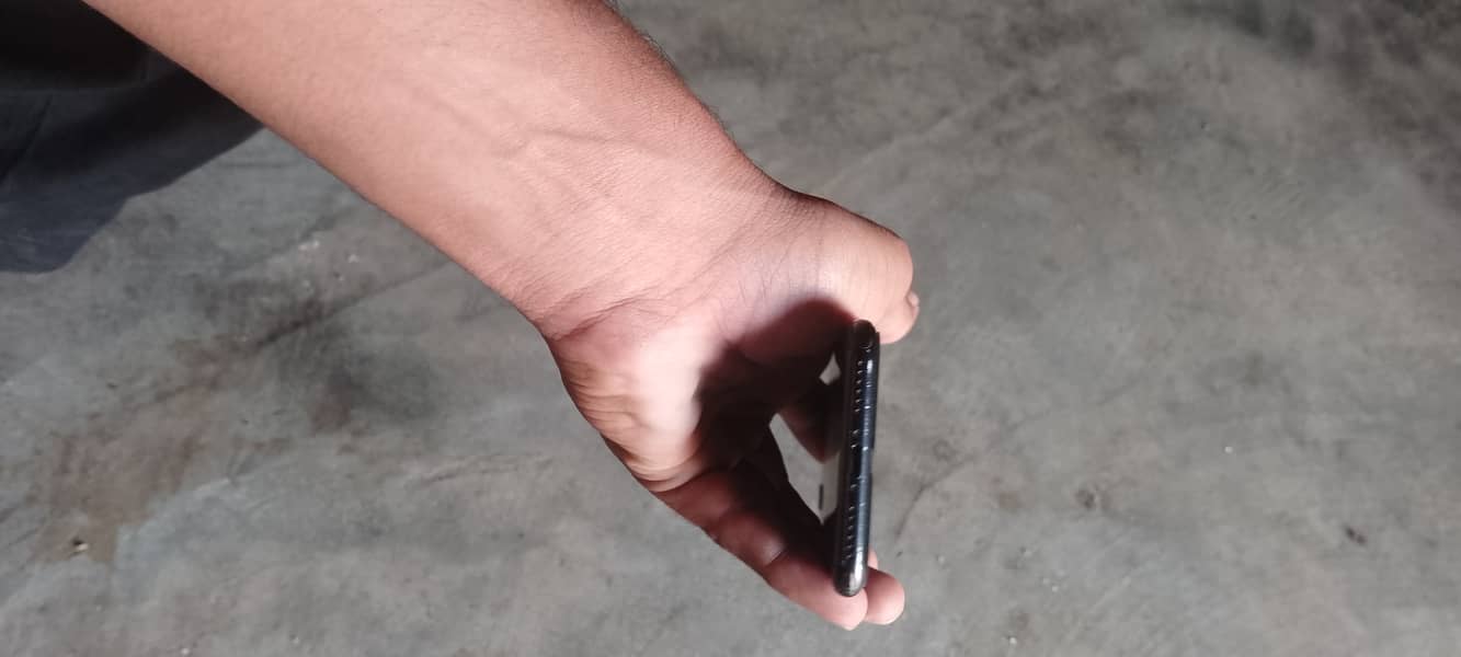 Apple iPhone SE 3