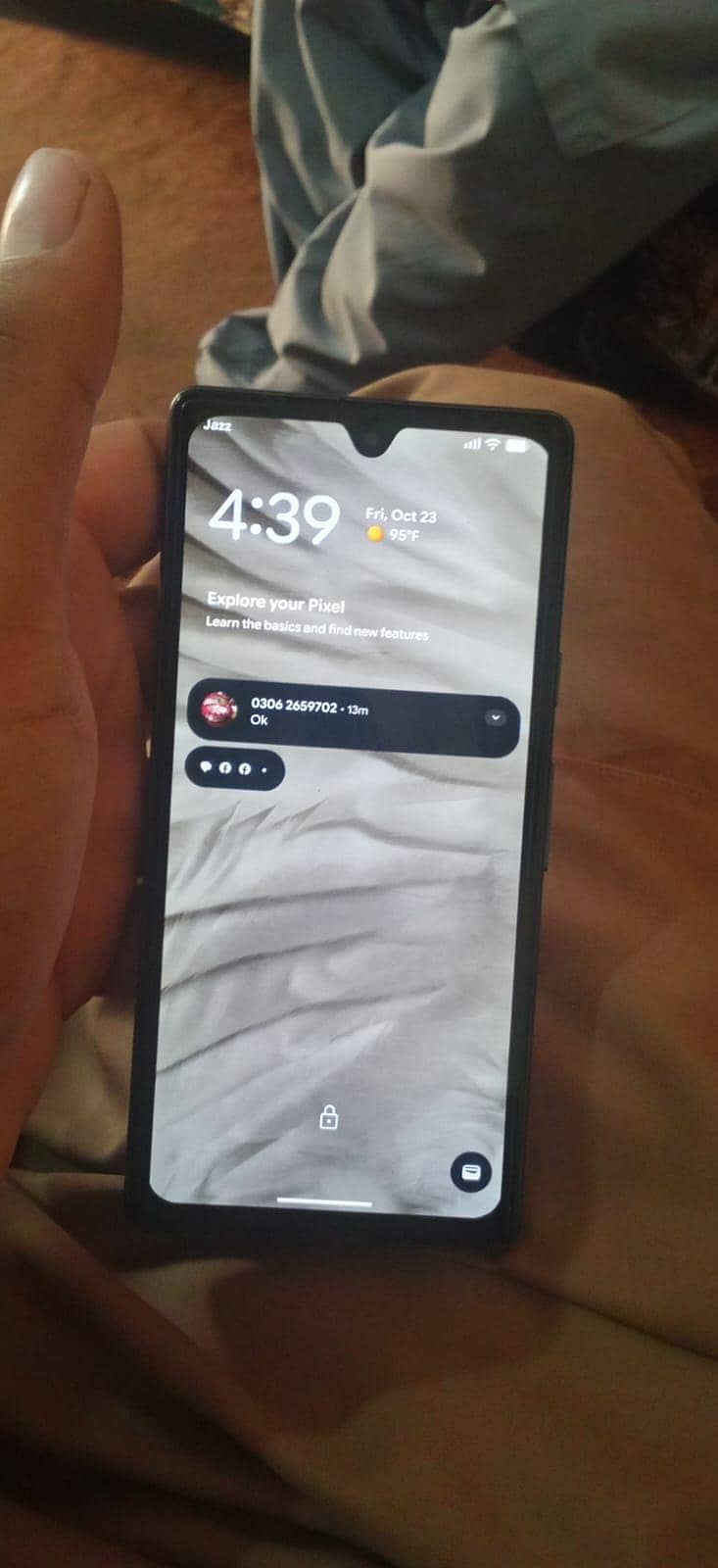 Google Pixel 7a 5
