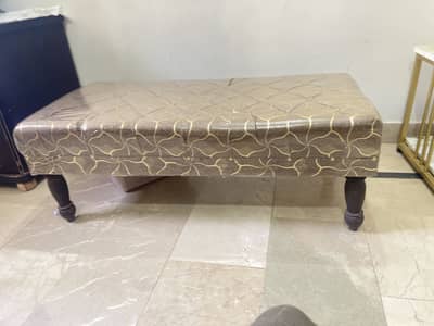 Luxury Unpholatered Bed Bench / ottoman / puff sofa - New Excellent