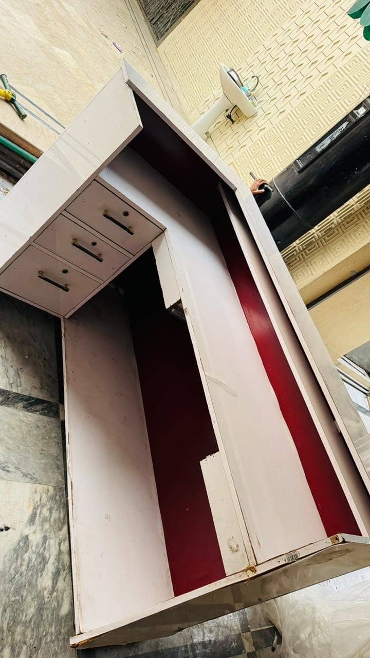 Shop Counter 6
