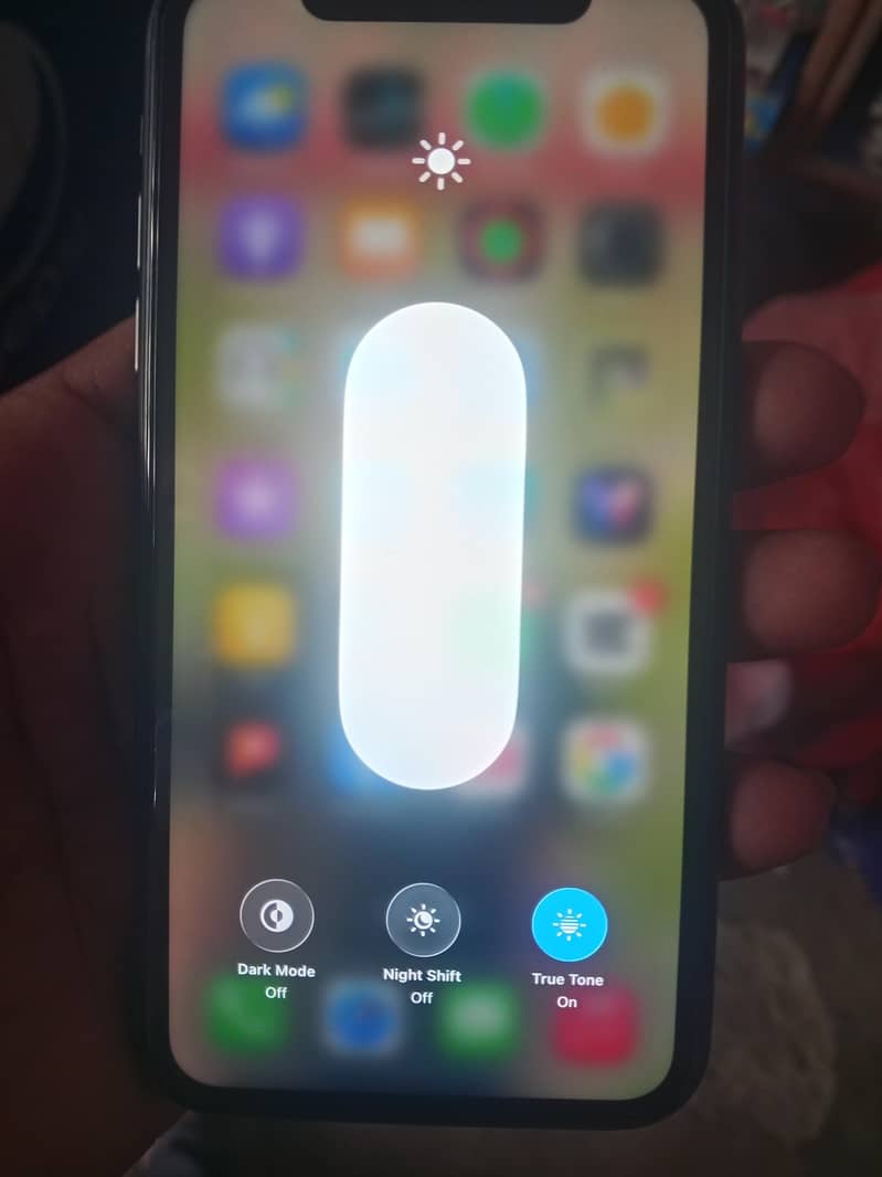 Apple iPhone 11 0