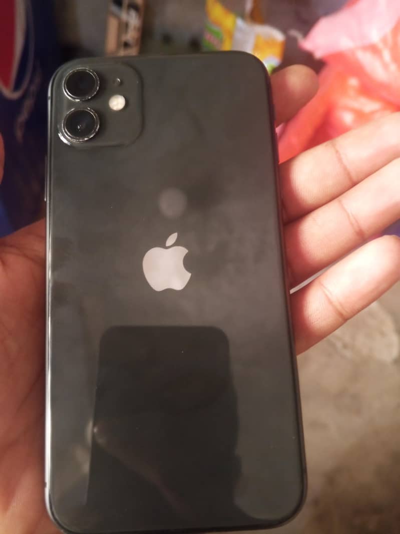 Apple iPhone 11 3