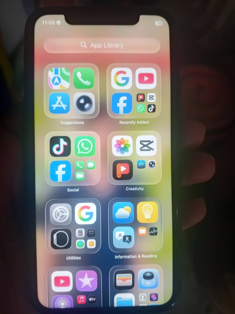 Apple iPhone 11 7