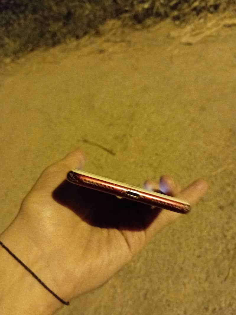 Apple iPhone 7 Plus 2