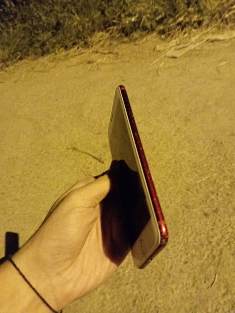 Apple iPhone 7 Plus 3