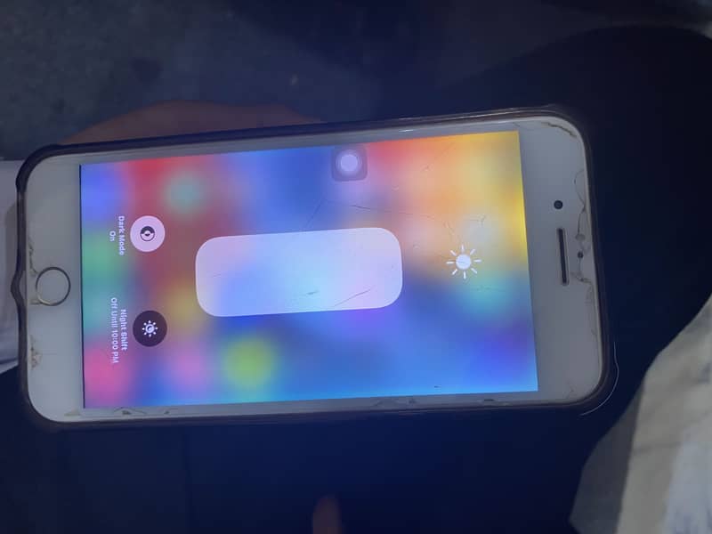 Apple iPhone 7 Plus 0