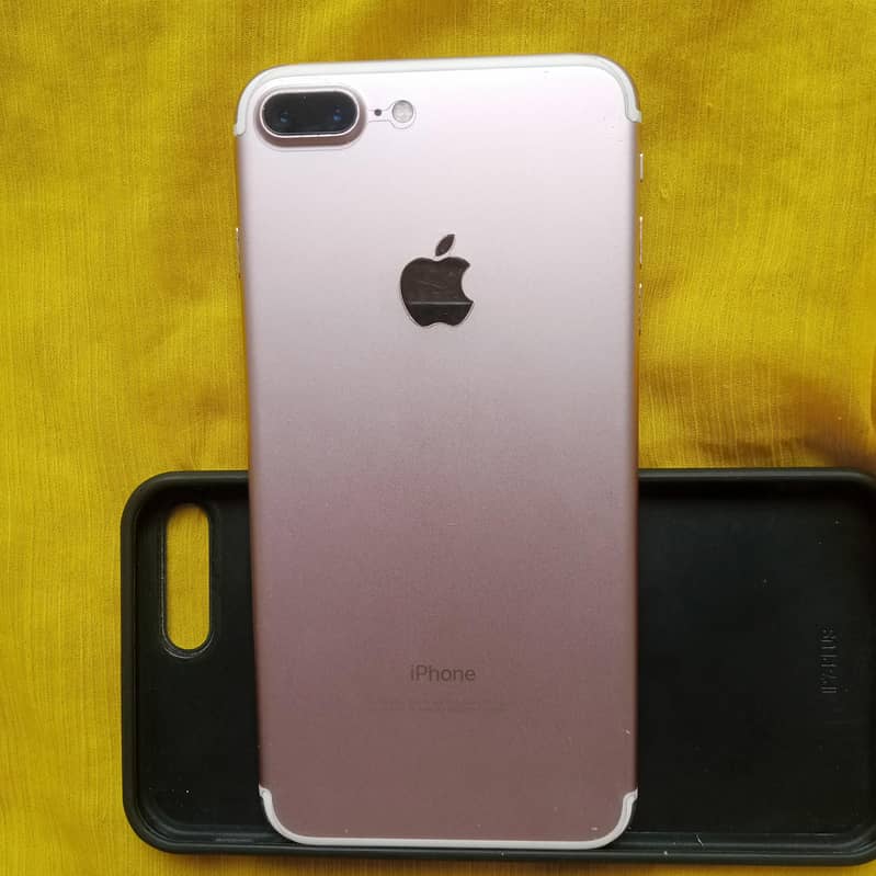 Apple iPhone 7 Plus 4