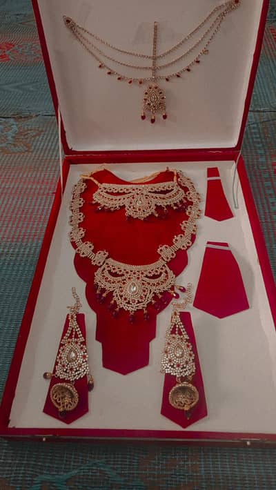 Bridal set