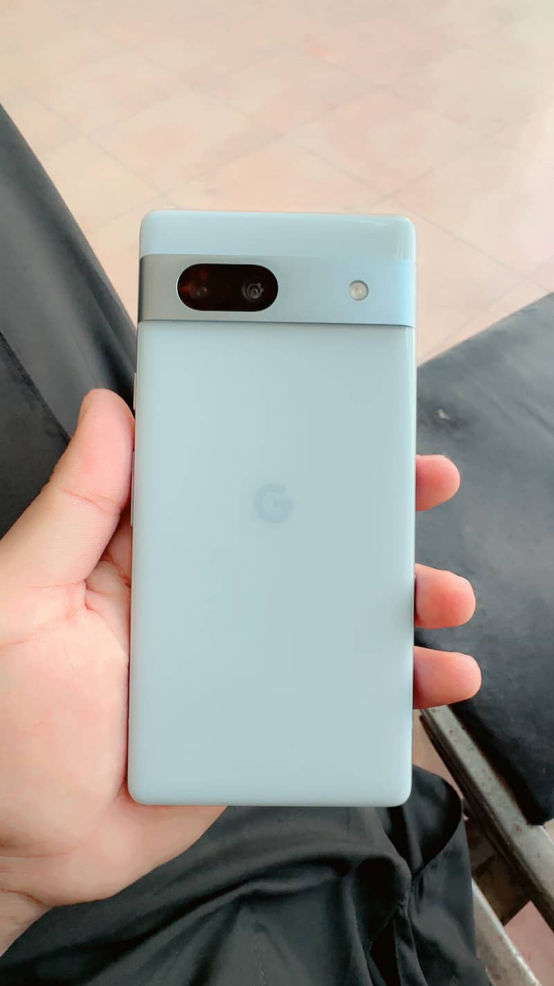 Google Pixel 7a 2