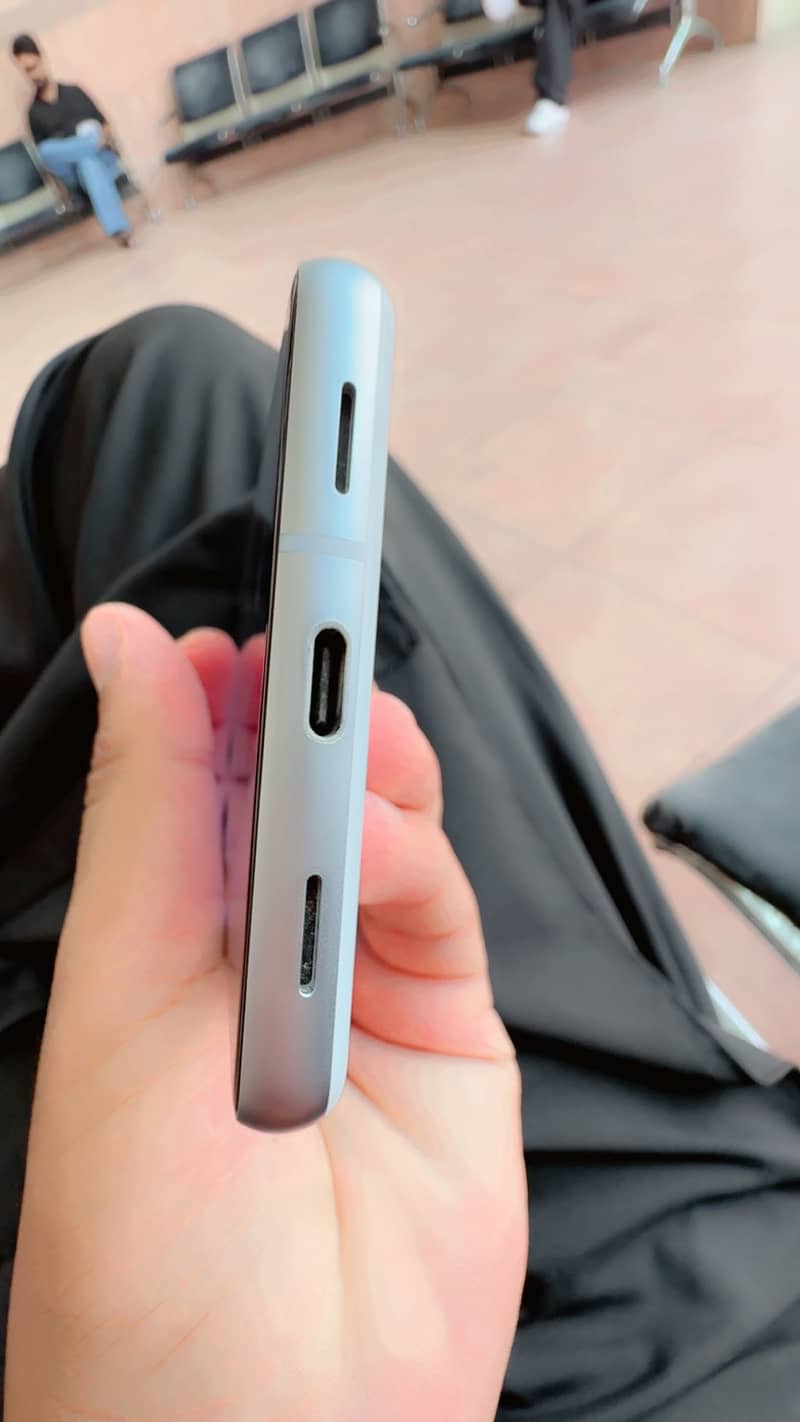 Google Pixel 7a 3