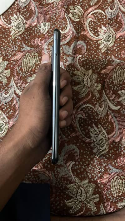 Vivo V21e