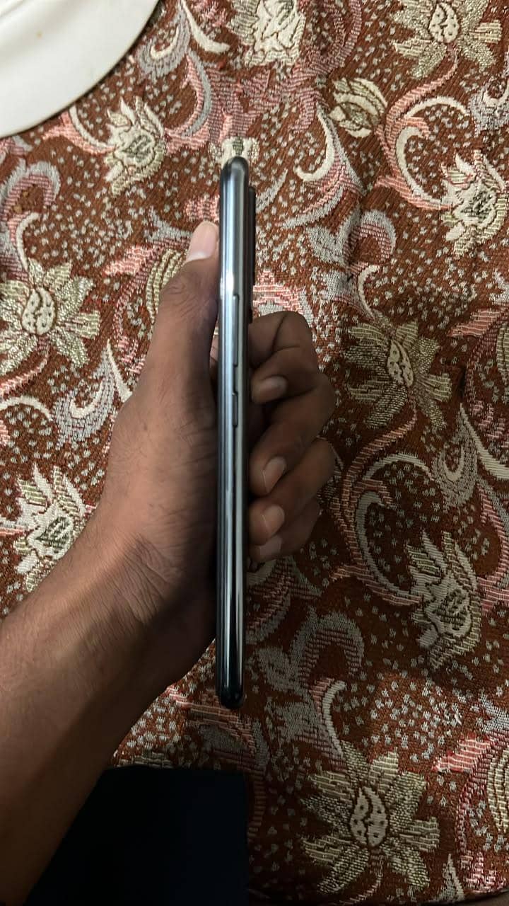 Vivo V21e 1