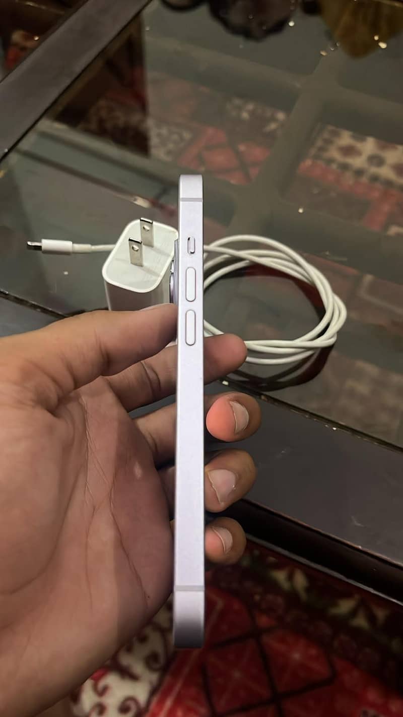 Apple iPhone 14 2