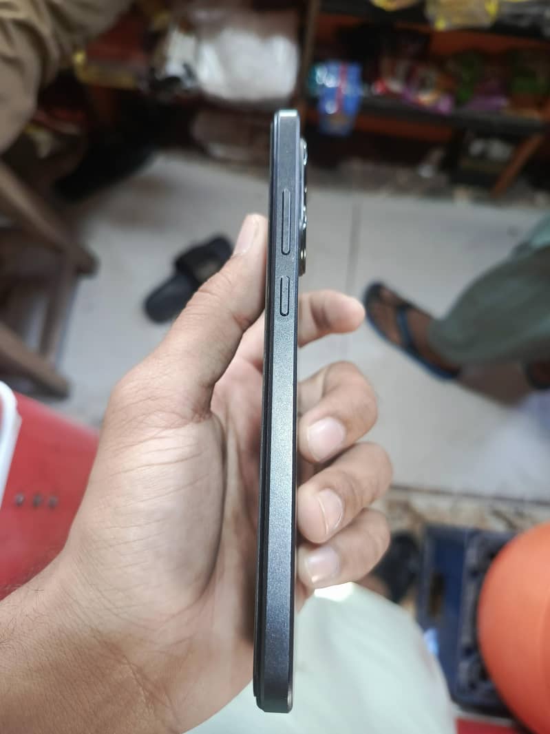 OPPO A78 1