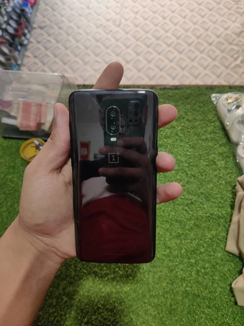 One Plus 6T 5