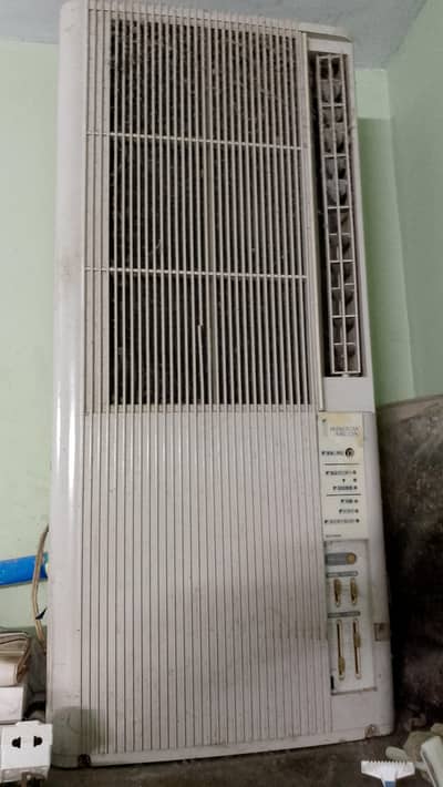 Window Ac 110 MODEL Compressor On condition