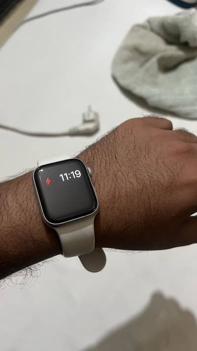 Apple Watch series 04 10/10