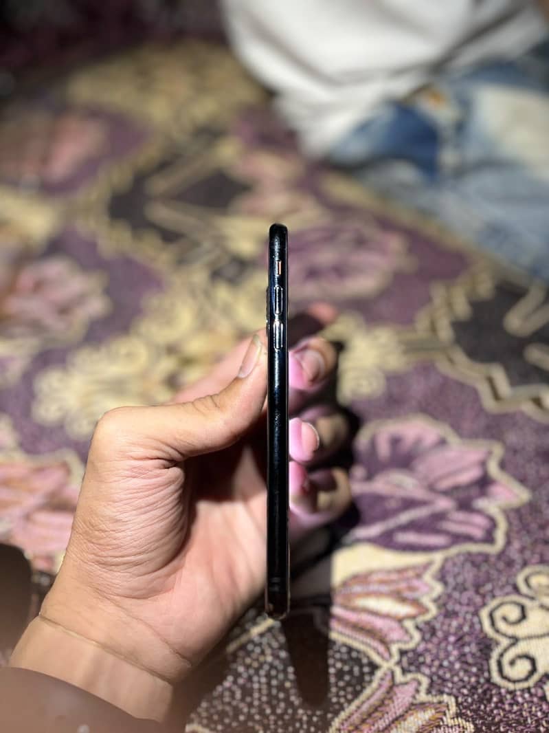 Apple iPhone XS 2