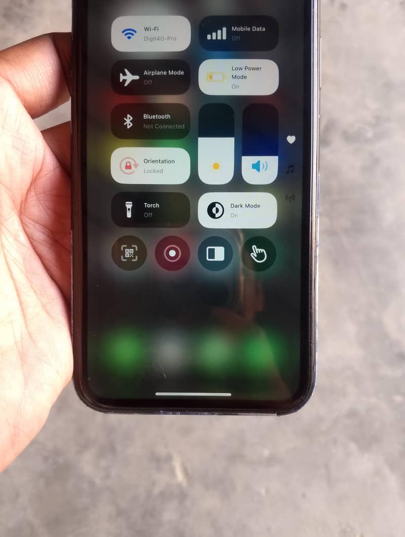 Apple iPhone XR 4