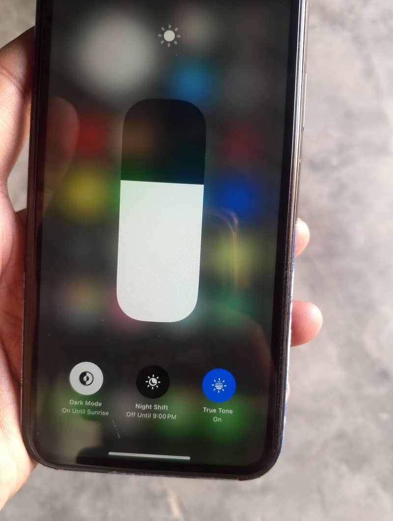 Apple iPhone XR 5