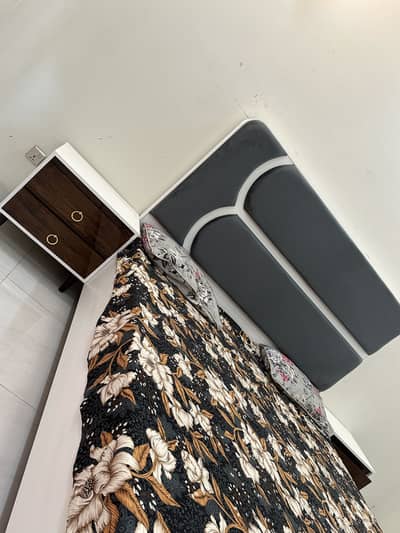 double bed for Sale