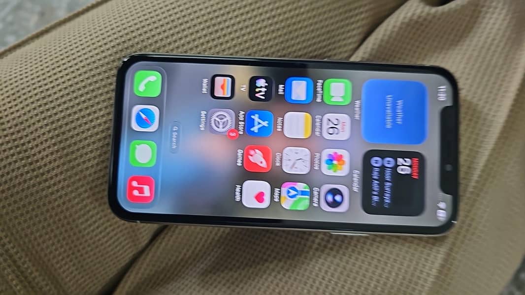 Apple iPhone 11 Pro 2