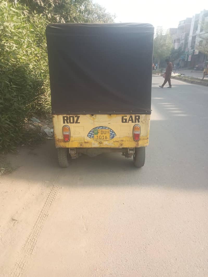 cng rickshaw 1