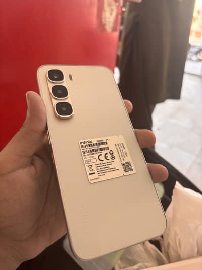 Infinix Hot 60 Pro