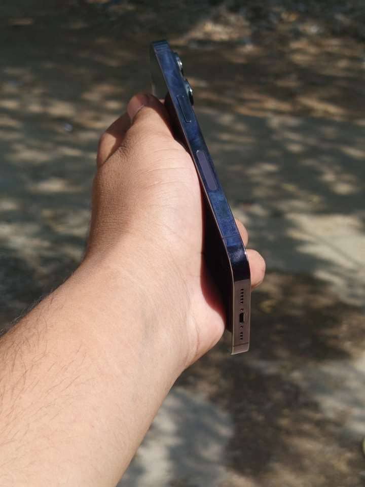 Apple iPhone 14 Pro 2
