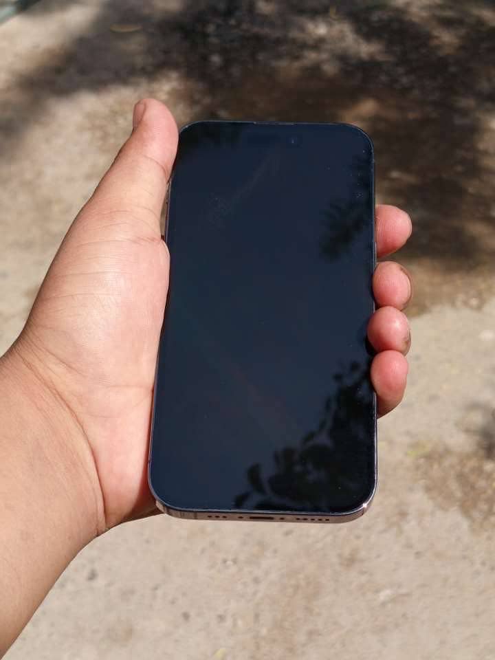 Apple iPhone 14 Pro 8