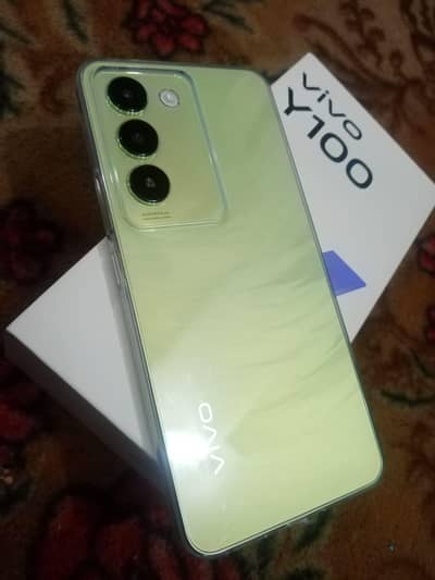 Vivo Y100