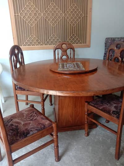 Dining table with 5 chair