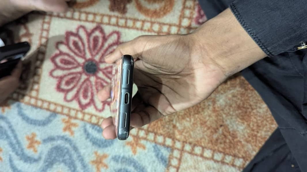 Google Pixel 8 0