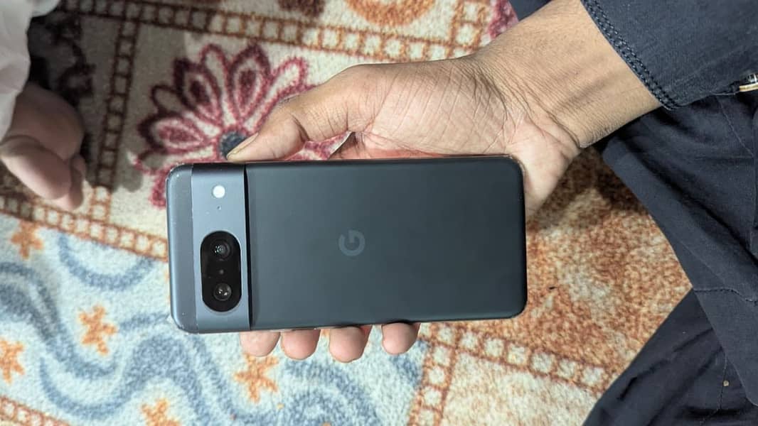 Google Pixel 8 1