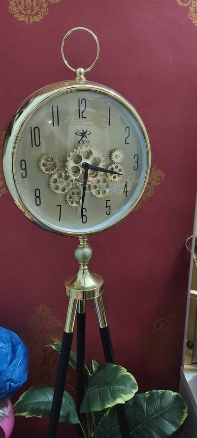 Floor and wall clock 2 in 1 clock like a brand new